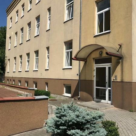 Clarus Mons Studio Ostello Częstochowa Esterno foto