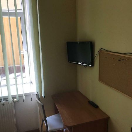 Clarus Mons Studio Ostello Częstochowa Esterno foto