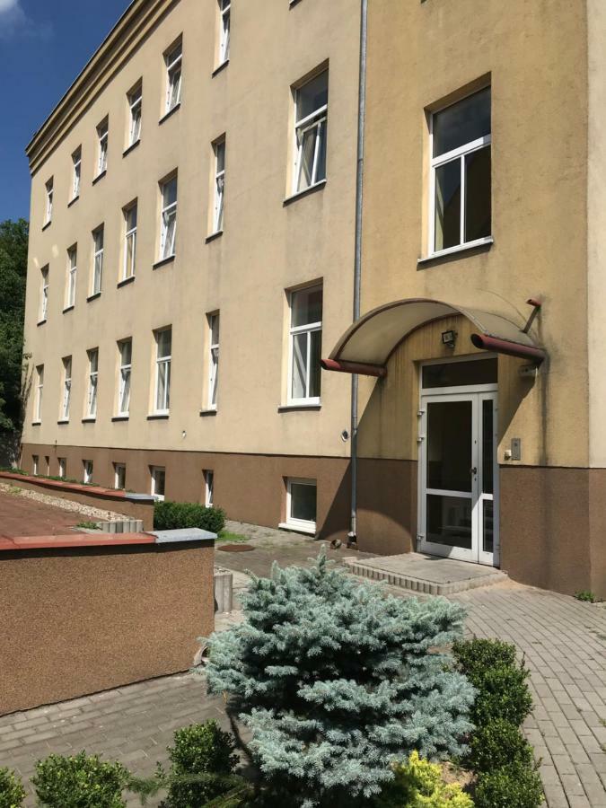 Clarus Mons Studio Ostello Częstochowa Esterno foto