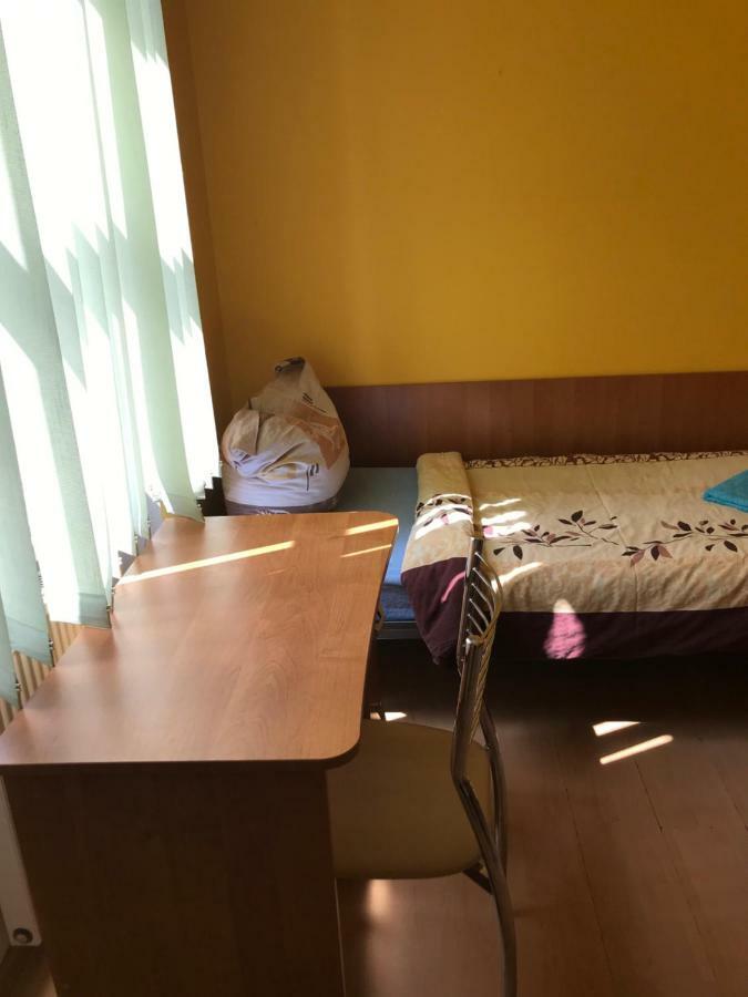 Clarus Mons Studio Ostello Częstochowa Esterno foto